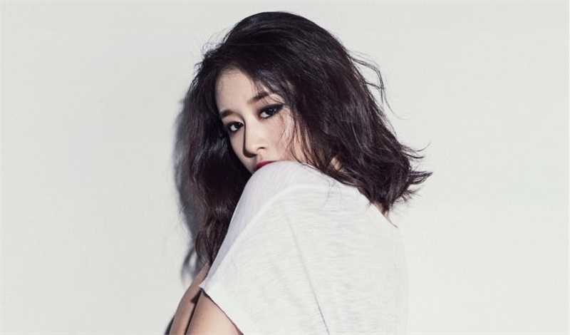 高清韩国女团T-ara朴智妍性感撩人小蛮腰红唇图集