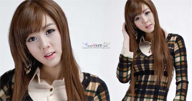 韩国美女车模李智友性感酥胸大长腿