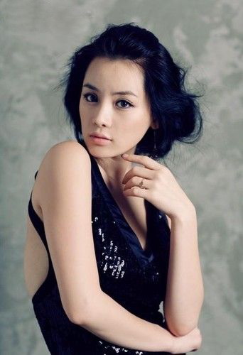 优质韩国赛车美女车模林智慧丰乳相册