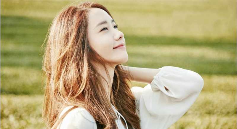 优质林允儿清新甜美女孩风森系户外温柔时尚图片相册