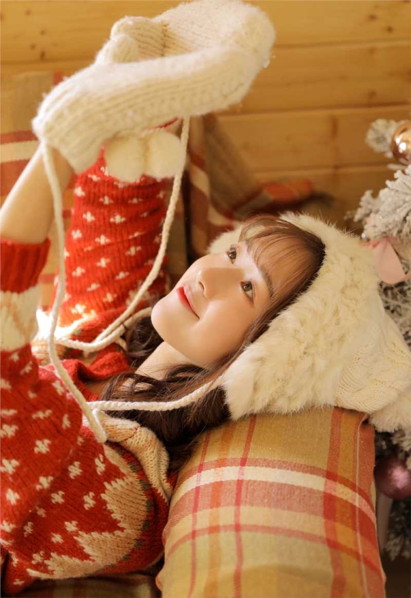 精选俏皮美女圣诞装甜美长腿撩人照图册
