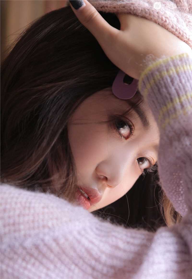 优质甜美女孩牛仔热裤修长大长腿相册