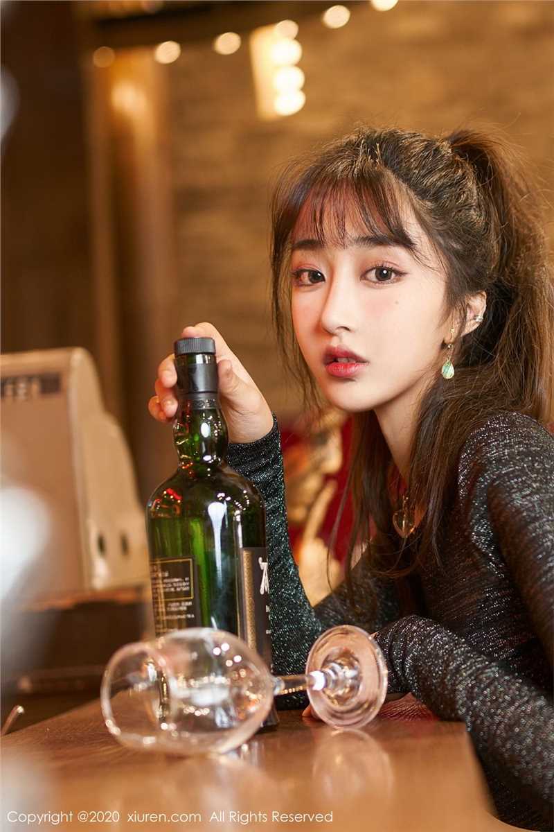 高清宅男女神Betty林子欣袜子大长腿人体欣赏图集