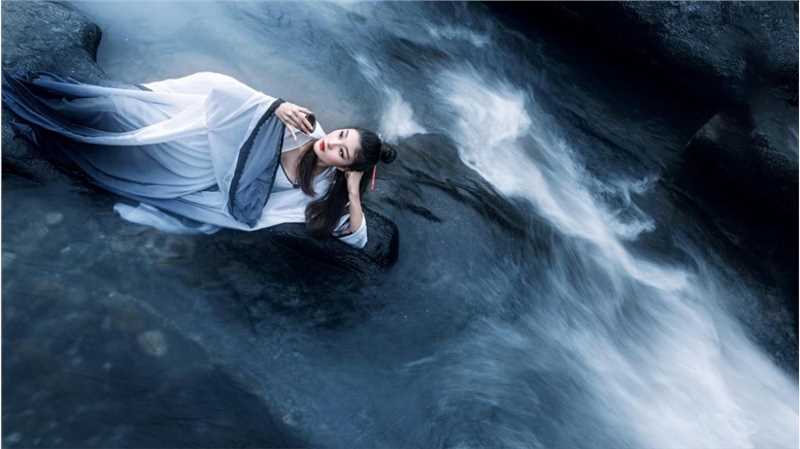 精选唯美伤感仙气飘飘古风古韵女子图片图册