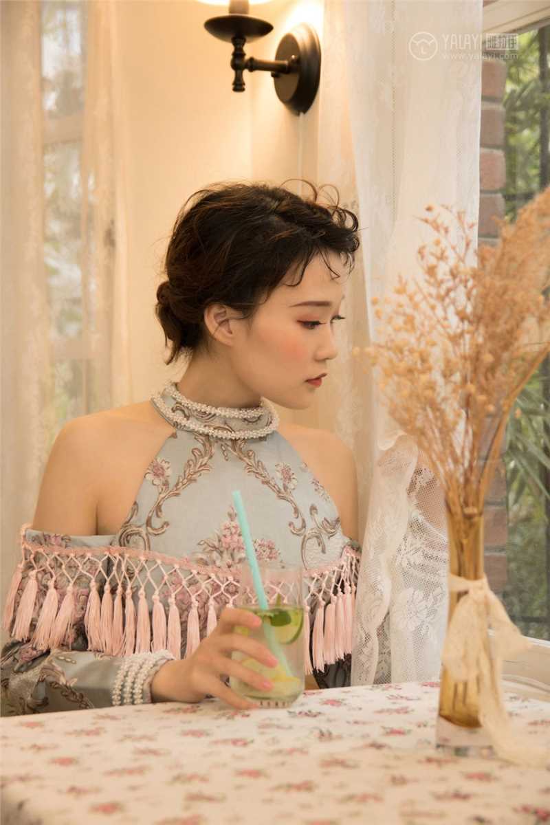 特别专辑亚洲美女奥莉性感旗袍好身材艺术照图片