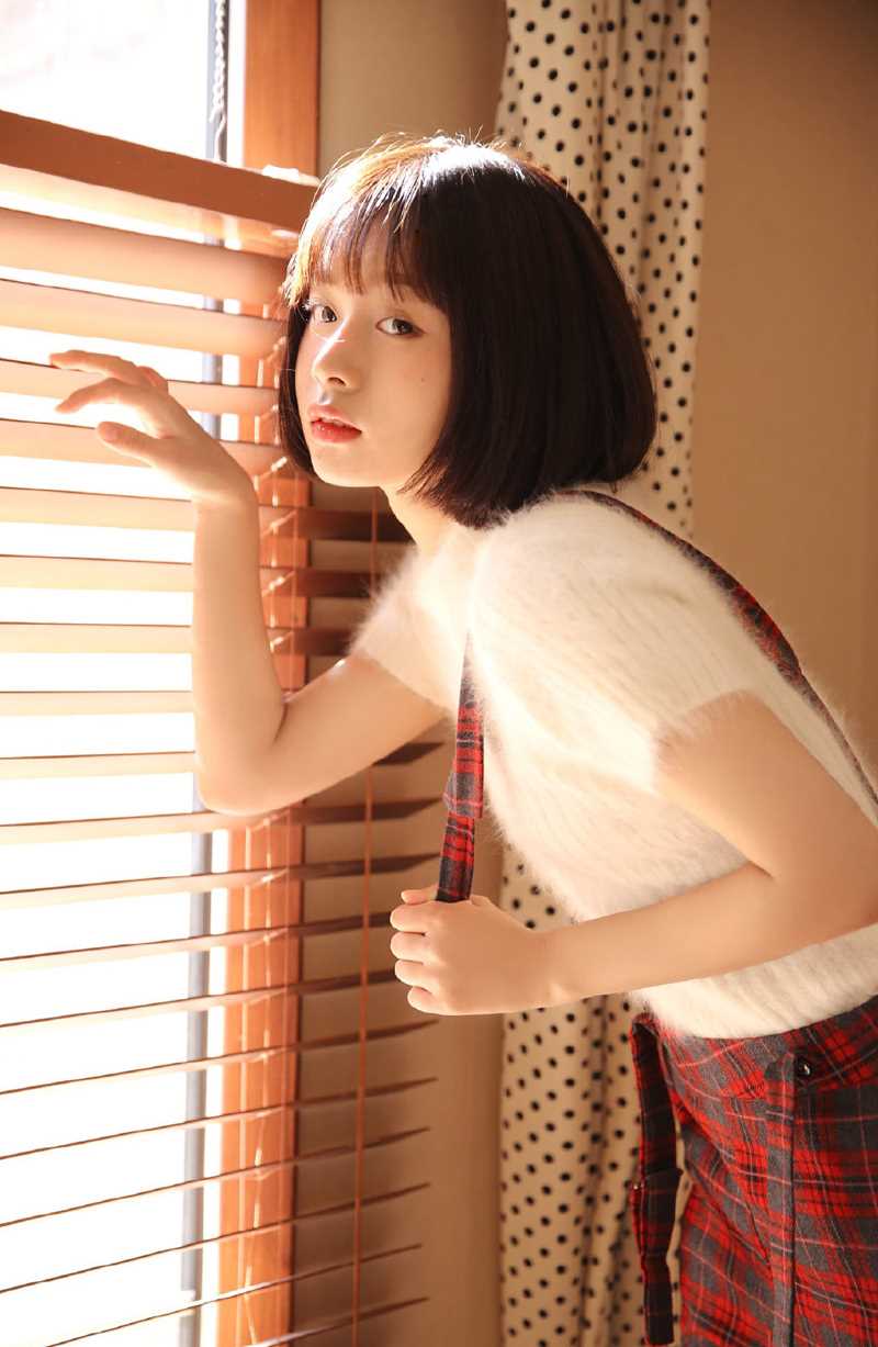 高清旗袍美女Angela小热巴错落有致高跟大长腿图集