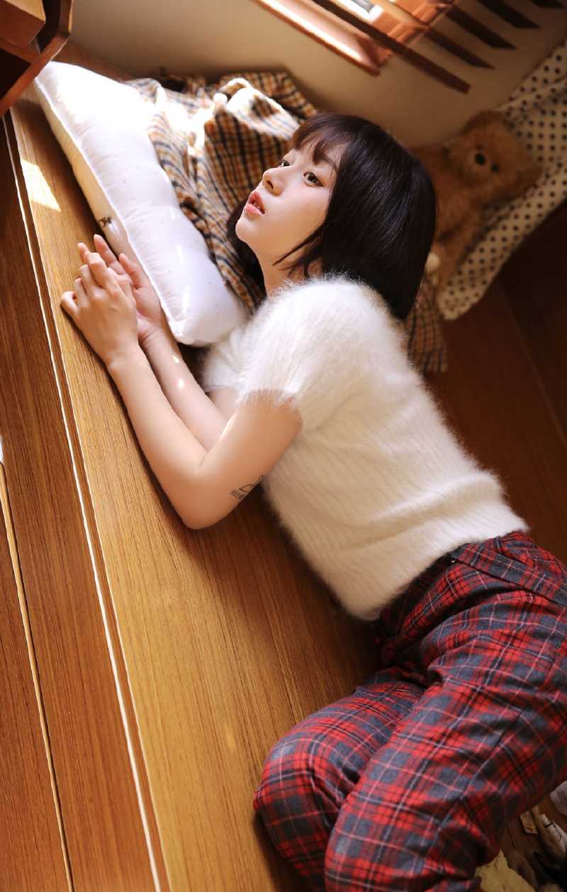 高清旗袍美女Angela小热巴错落有致高跟大长腿图集