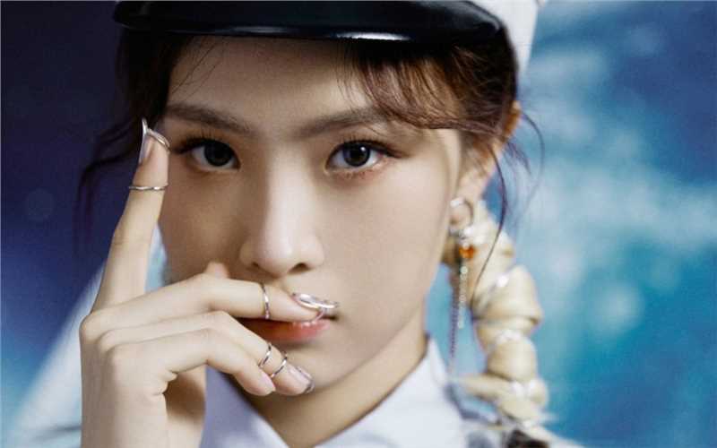 最全徐紫茵海军风时尚诱惑高清艺术照片相册