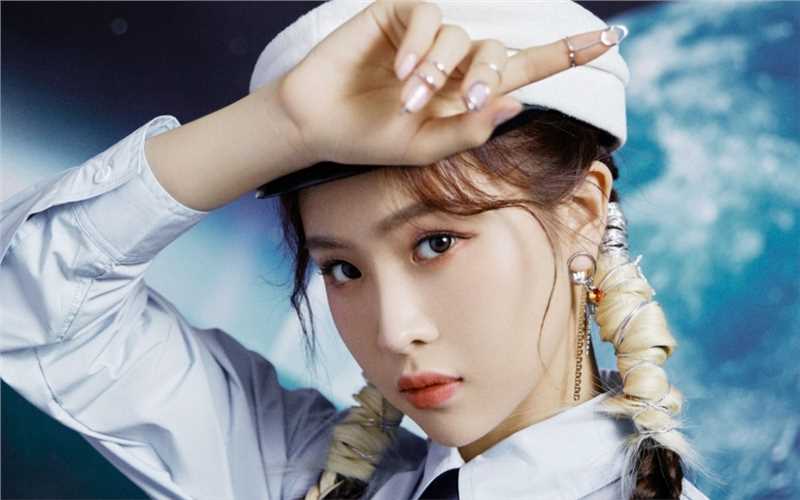 最全徐紫茵海军风时尚诱惑高清艺术照片相册