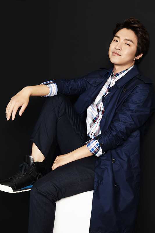 精选涂圣成时尚造型尽显都市型男魅力图册