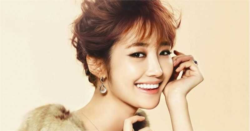 精选韩国美女演员高俊熙性感镂空黑丝集图册