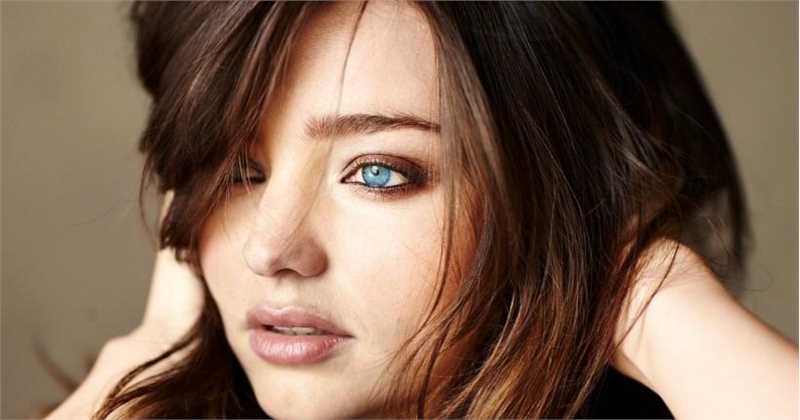 维密超模米兰达·可儿性感真空户外