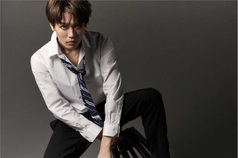 精选林彦俊性感白衬衣制霸总裁扯领带集图册