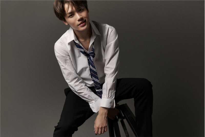 精选林彦俊性感白衬衣制霸总裁扯领带集图册
