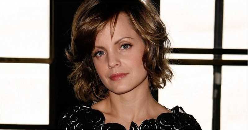 欧美美女米娜·苏瓦丽绝色金发尤物性感