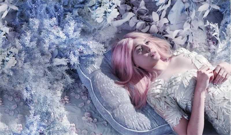 高清漫威猩红女巫伊丽莎白奥尔森美艳性感图片图集