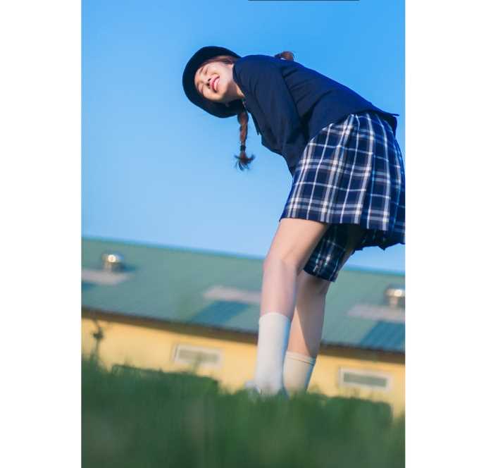 最全王紫璇麻花辫清纯jk制服大长腿户外集相册