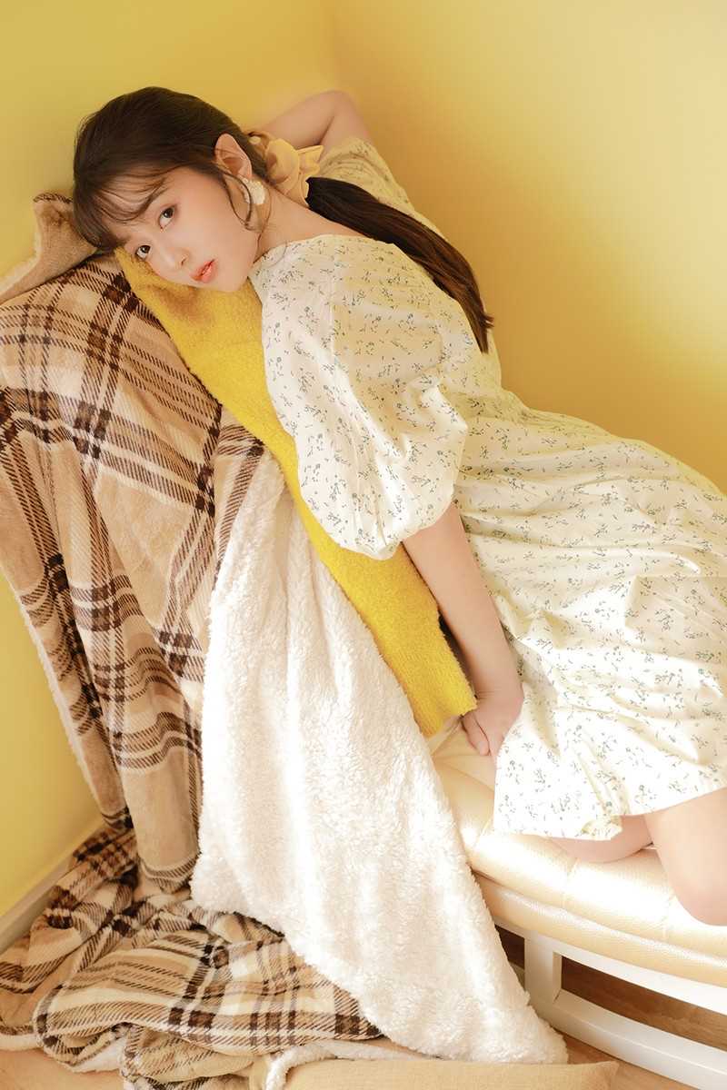 特别专辑隔壁家的甜美女孩高颜值清新碎花裙艺术照图片