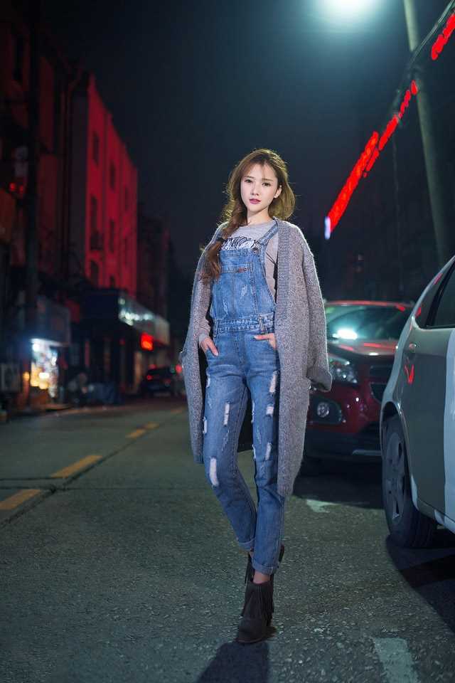 甜美邻家女孩透明薄纱裙子户外小清新艺术照