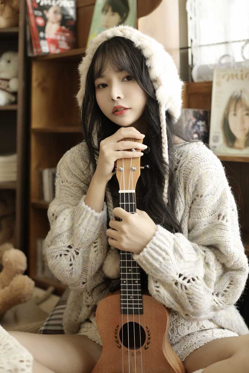 最全秋日甜美女孩居家温暖毛衣光滑大长腿私房照相册