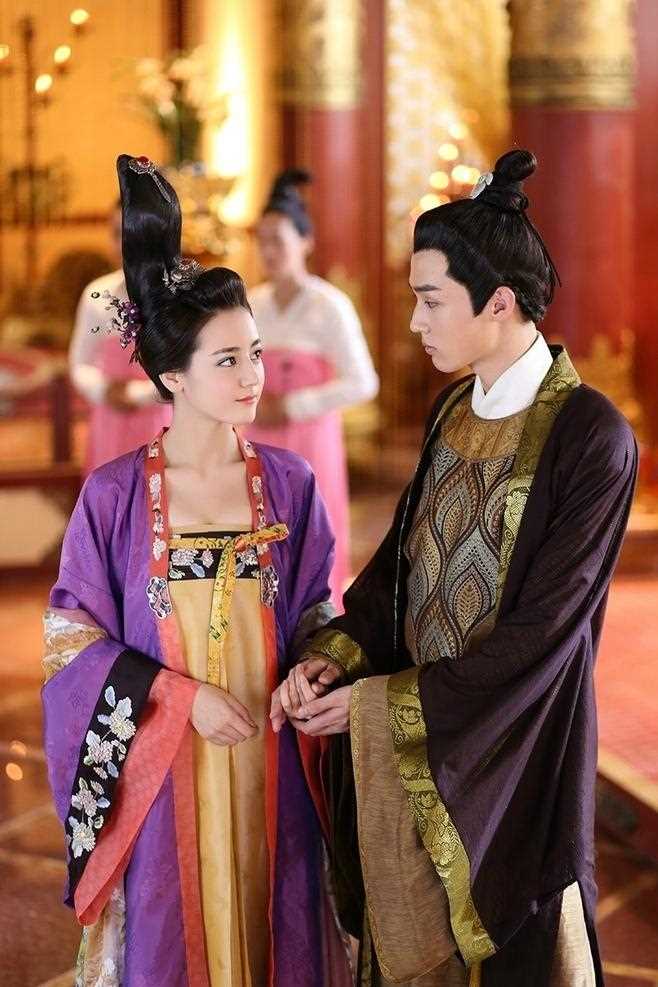 精选迪丽热巴绝美古装美女妩媚动人的高清图片图册