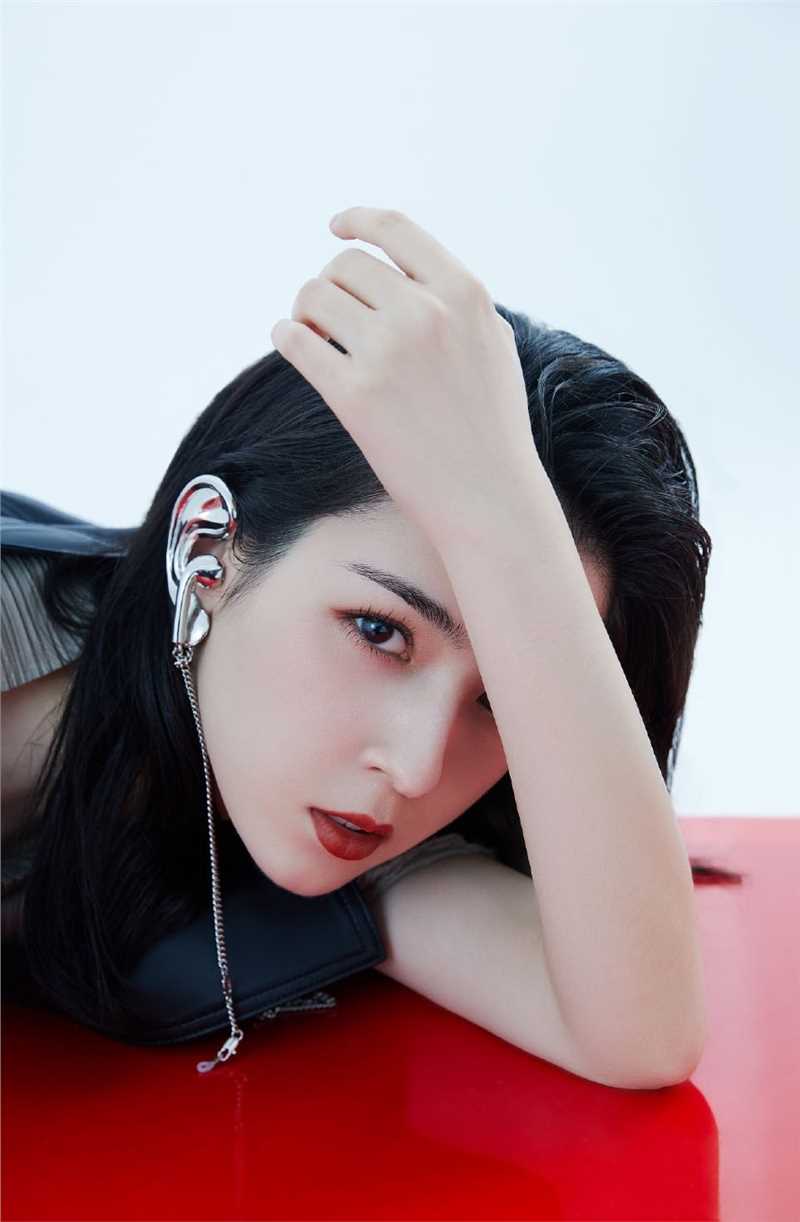 最全哈妮克孜帅气背头休闲风时尚高清相册