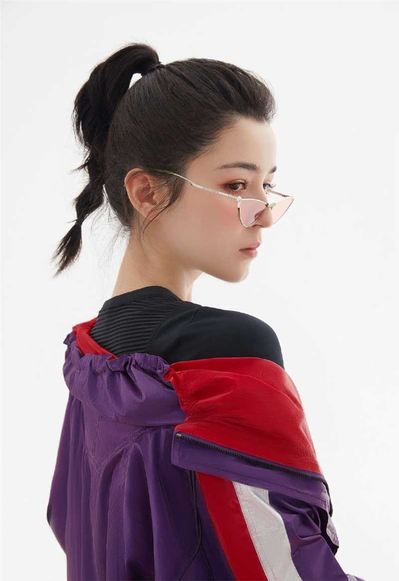 最全哈妮克孜帅气背头休闲风时尚高清相册