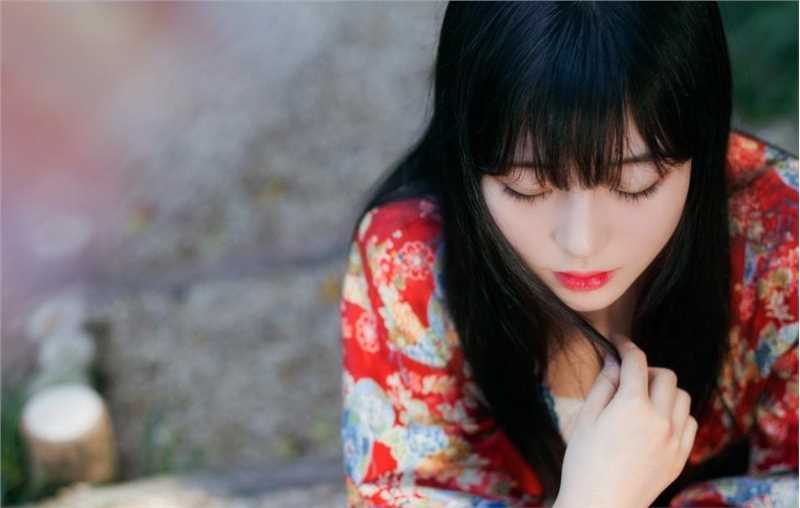 高清白皙裸背古装妩媚寂寞子大长腿诱惑套图图集