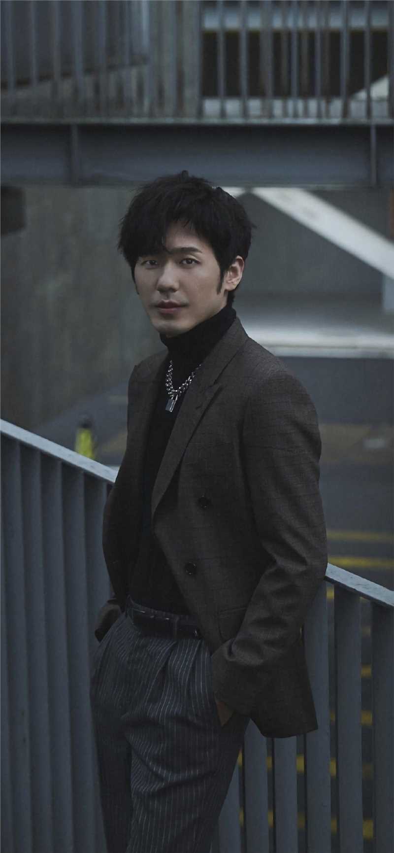 最新白宇黑夜时尚西装型男魅力拍摄图片壁纸