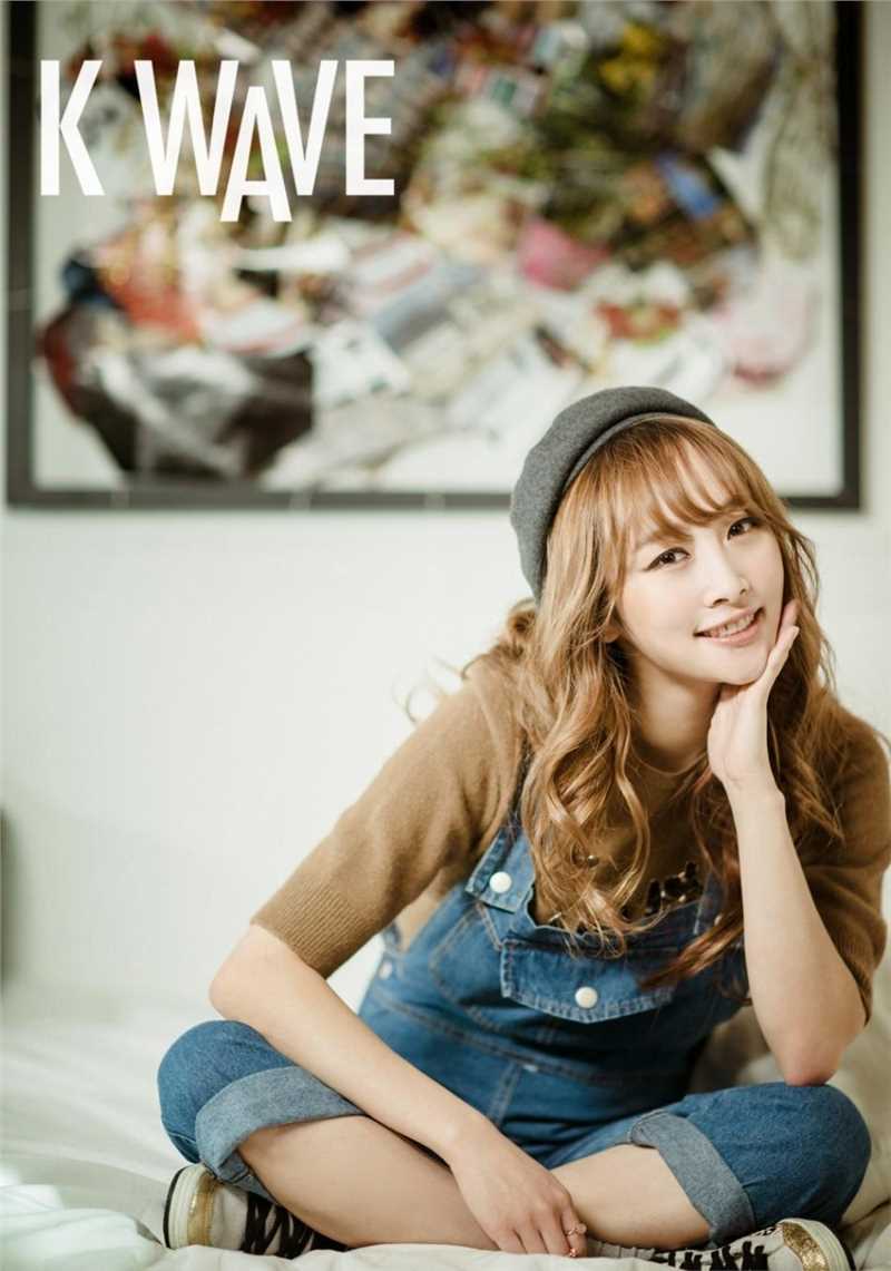 精选韩星郑妮可扎双马尾青春活力时尚图册