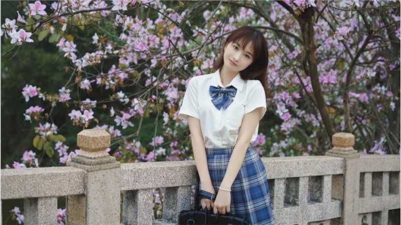 最全蓝色JK格子裙清纯校花紫荆树下初恋图片相册