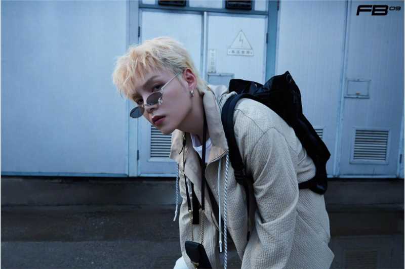 朱星杰浅金发色潮流墨镜时尚酷炫