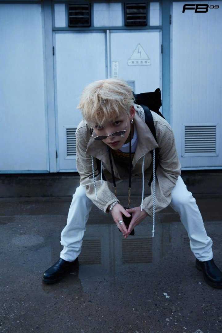 朱星杰浅金发色潮流墨镜时尚酷炫