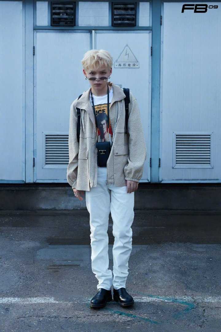 朱星杰浅金发色潮流墨镜时尚酷炫