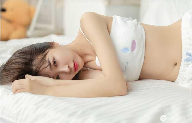 特别专辑玉桂狗性感小吊带甜美女孩销魂私房图片