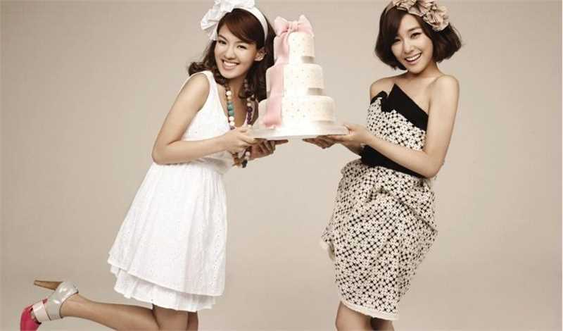 高清Tiffany黄美英甜美笑眼出道初期清纯图片图册