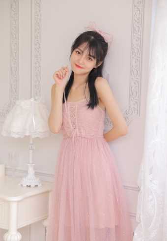 最新青苹果味邻家女孩清纯马尾细腰好身材私房照图集