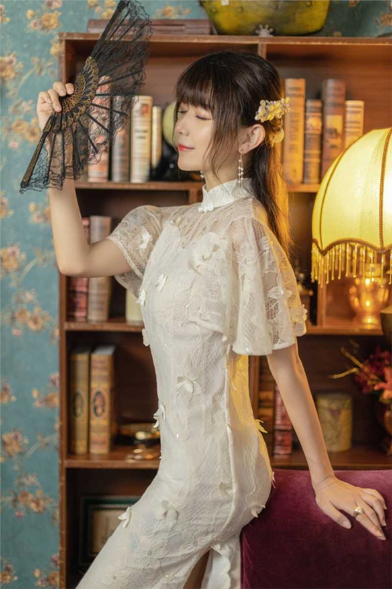 最新大腿根纹身的民国美女蕾丝旗袍妖娆私拍照壁纸