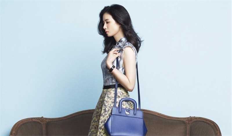 特别专辑韩国美女李宝英成熟职场休闲时尚图片