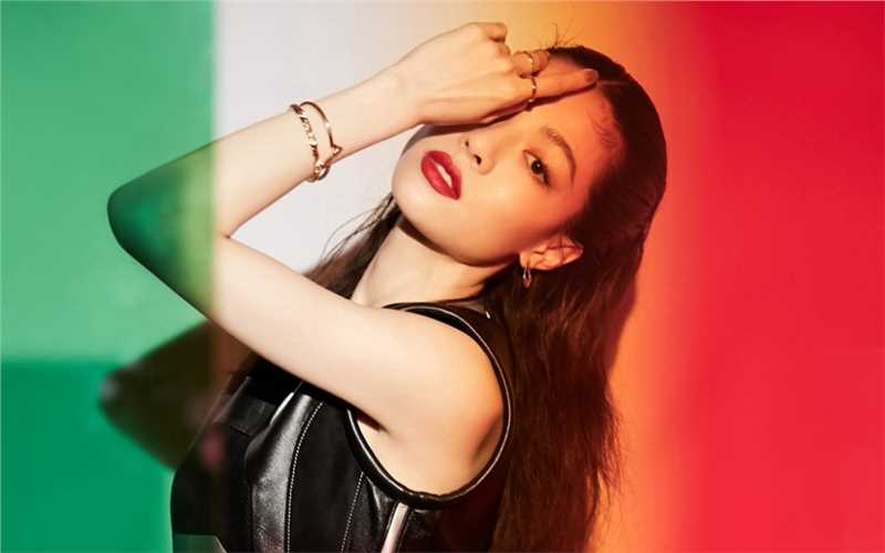 最新钟楚曦红唇时尚女王高级感图壁纸