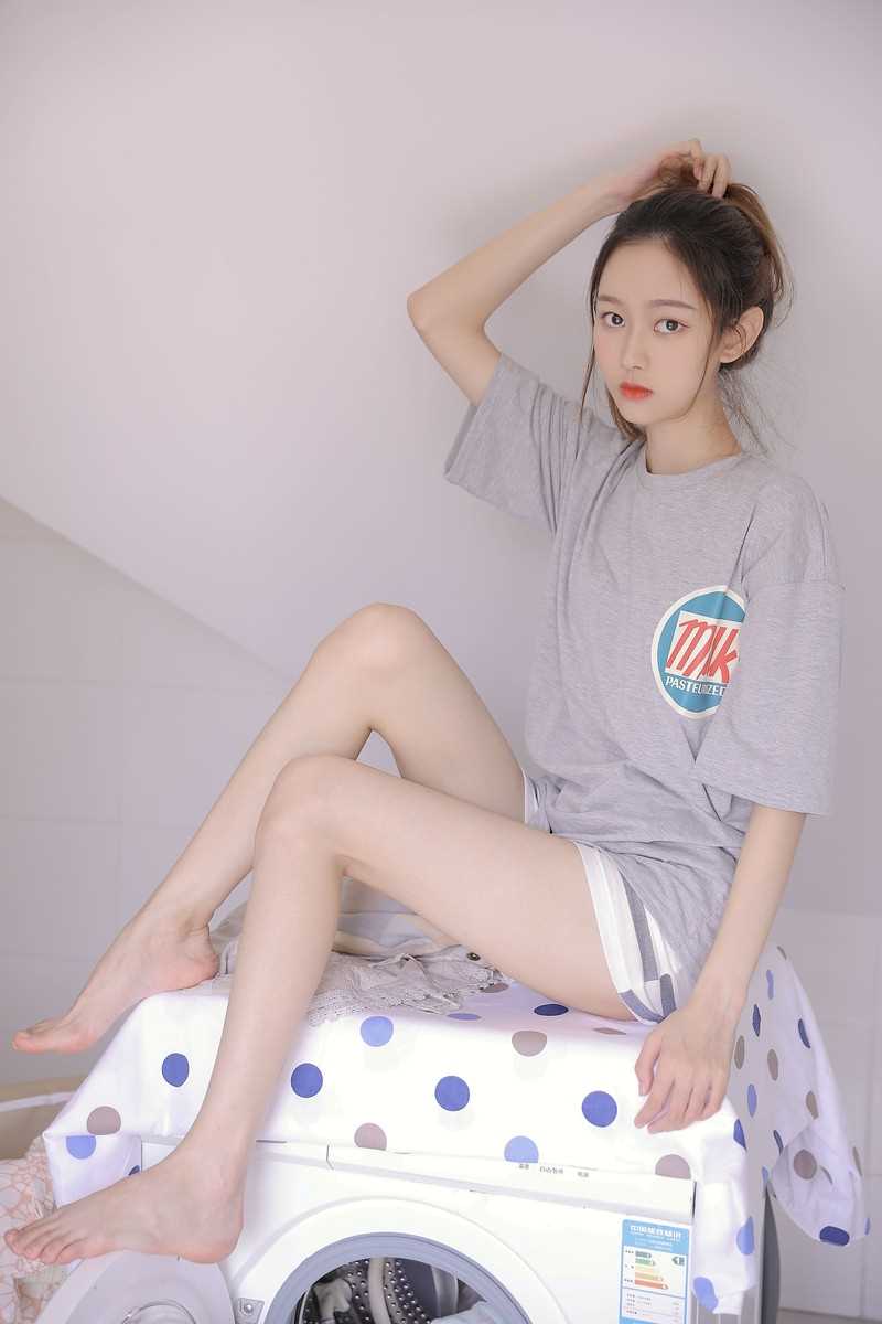 最全居家T恤清纯超短裤长腿c房相册