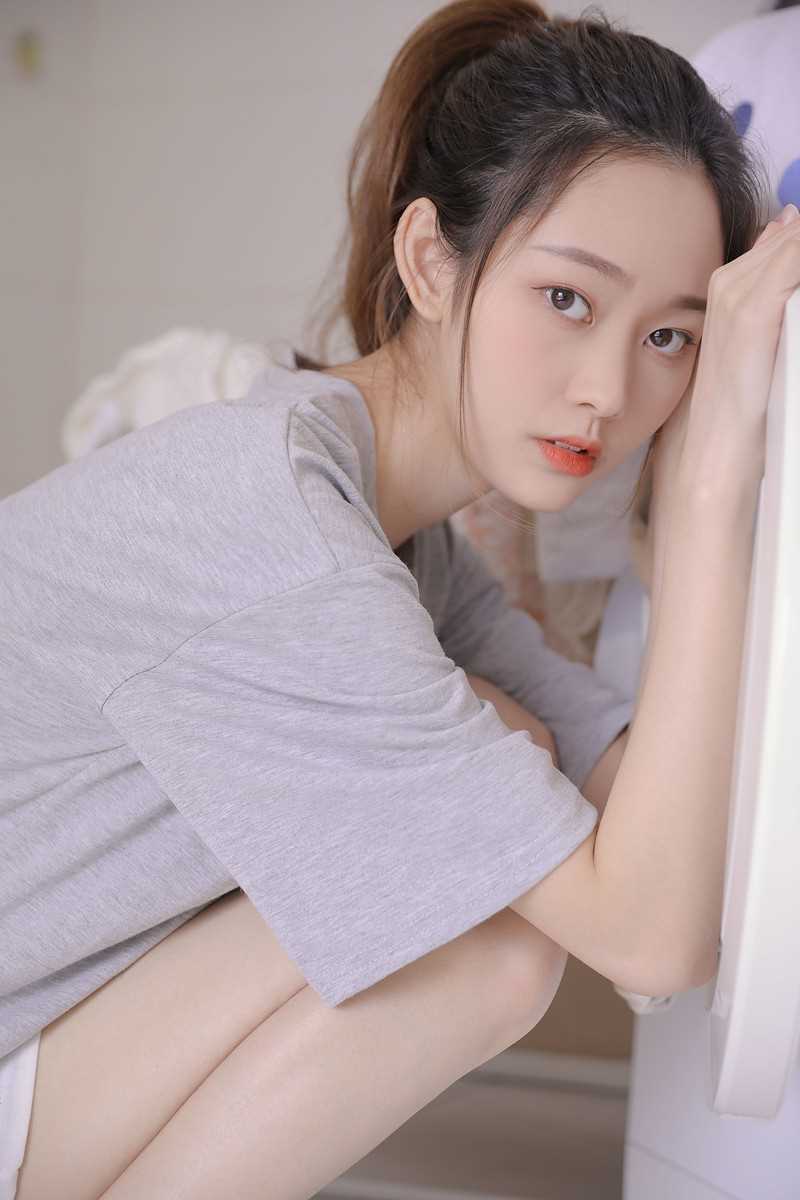 最全居家T恤清纯超短裤长腿c房相册