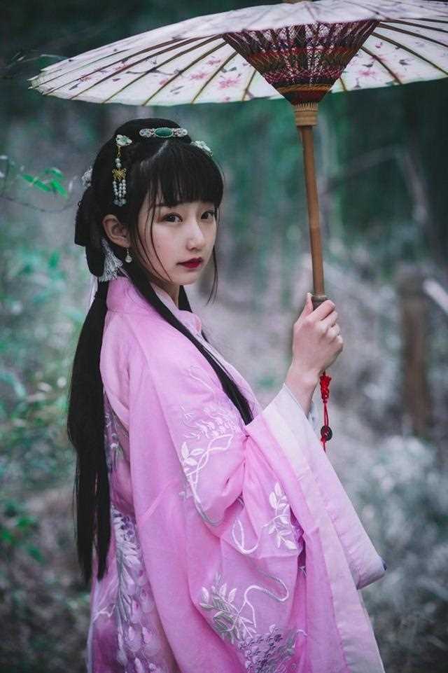 特别专辑油纸伞下的幼态美少女粉色古装氛围感集