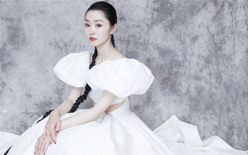 最新白皙牛奶肌宋轶镂空白色长裙清纯典雅图集