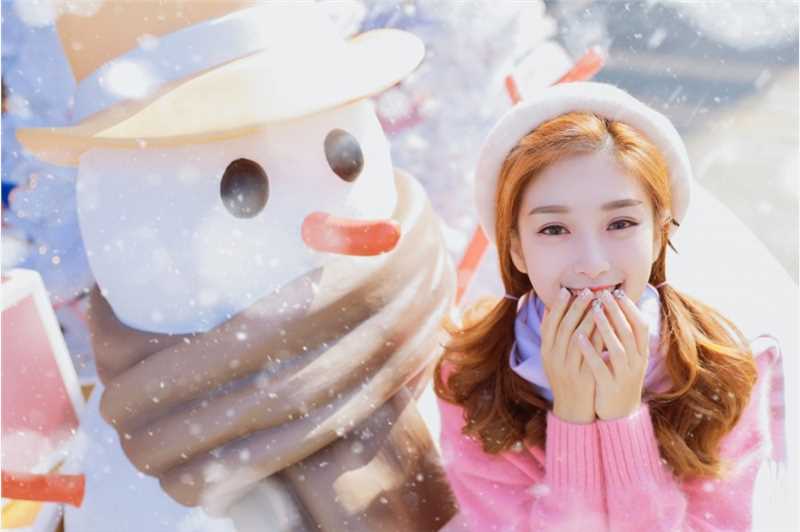 高清冬日雪景甜美双马尾女孩糖分超标图集