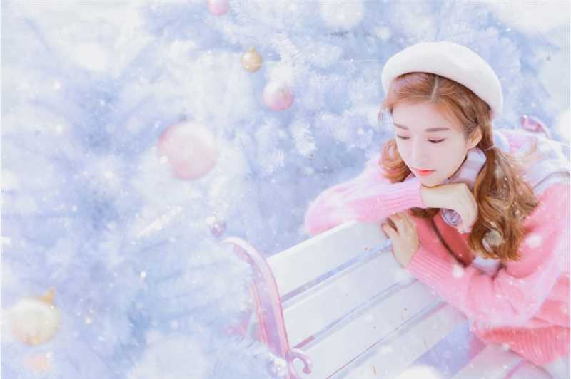 高清冬日雪景甜美双马尾女孩糖分超标图集