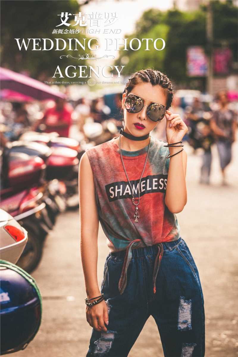 优质酷炫的雷鬼头脏辫少女个性街拍时尚图片图片