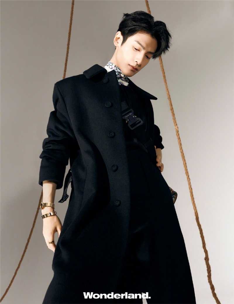 最新罗云熙清秀俊朗时尚大片拍摄高清图片壁纸