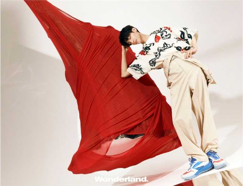 最新罗云熙清秀俊朗时尚大片拍摄高清图片壁纸