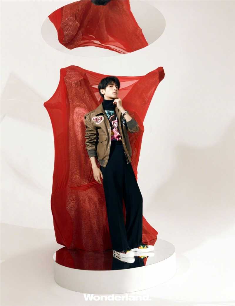 最新罗云熙清秀俊朗时尚大片拍摄高清图片壁纸